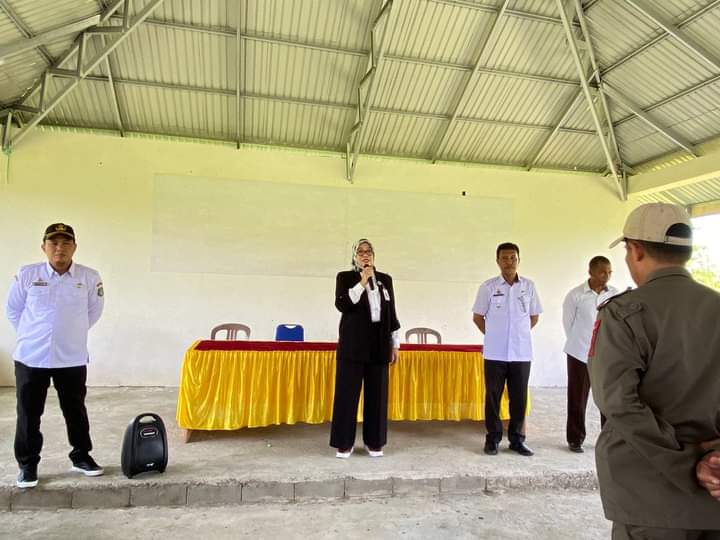 Wabup Herny Datang Langsung di Kantor Camat Monitoring Kehadiran ASN