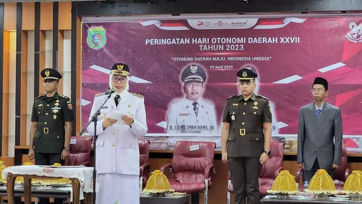 Wabup Herny Inspektur Upacara Peringatan Hari Otonomi Daerah di Pasangkayu