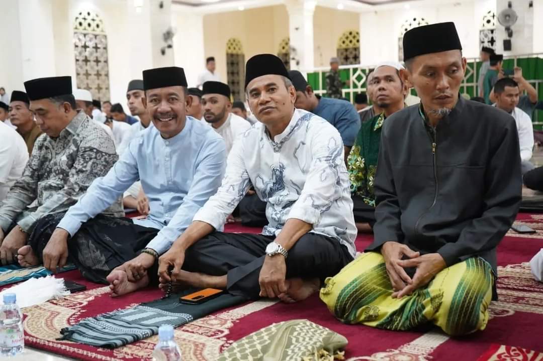Plt Kadis Dikbud Sulbar Dampingi Pj Gubernur Safari Ramadan di Pasangkayu