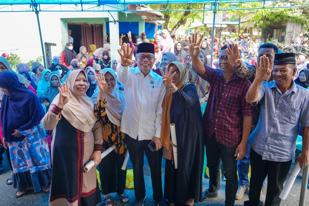 Taufan Pawe Disambut di Pangkep, Warga Dukung Airlangga Hartarto Calon Presiden 