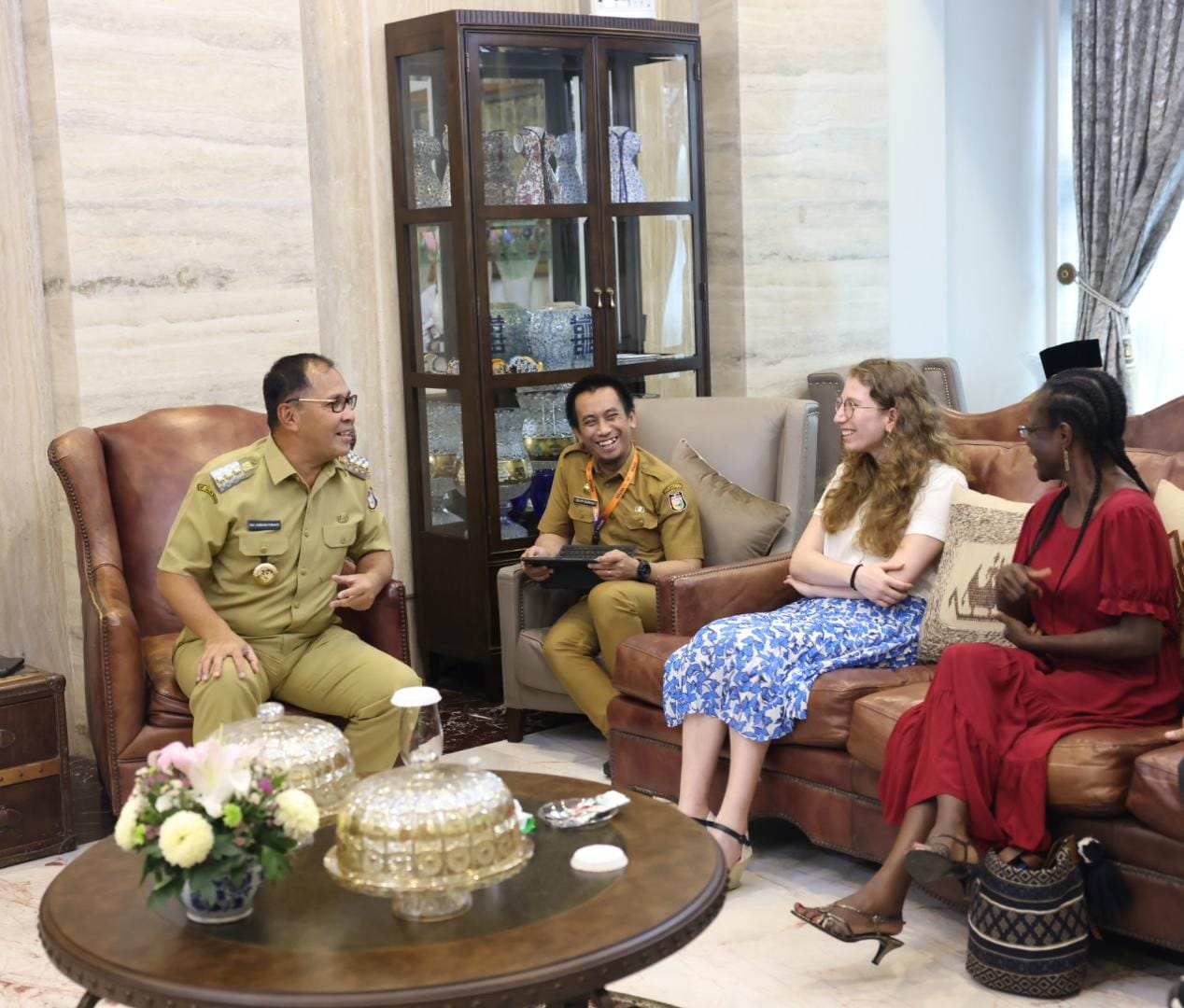 Danny Pomanto Ajak Delegasi Wellcome Trust dan Monash University Kuatkan Ekosistem Ekonomi Lorong Wisata