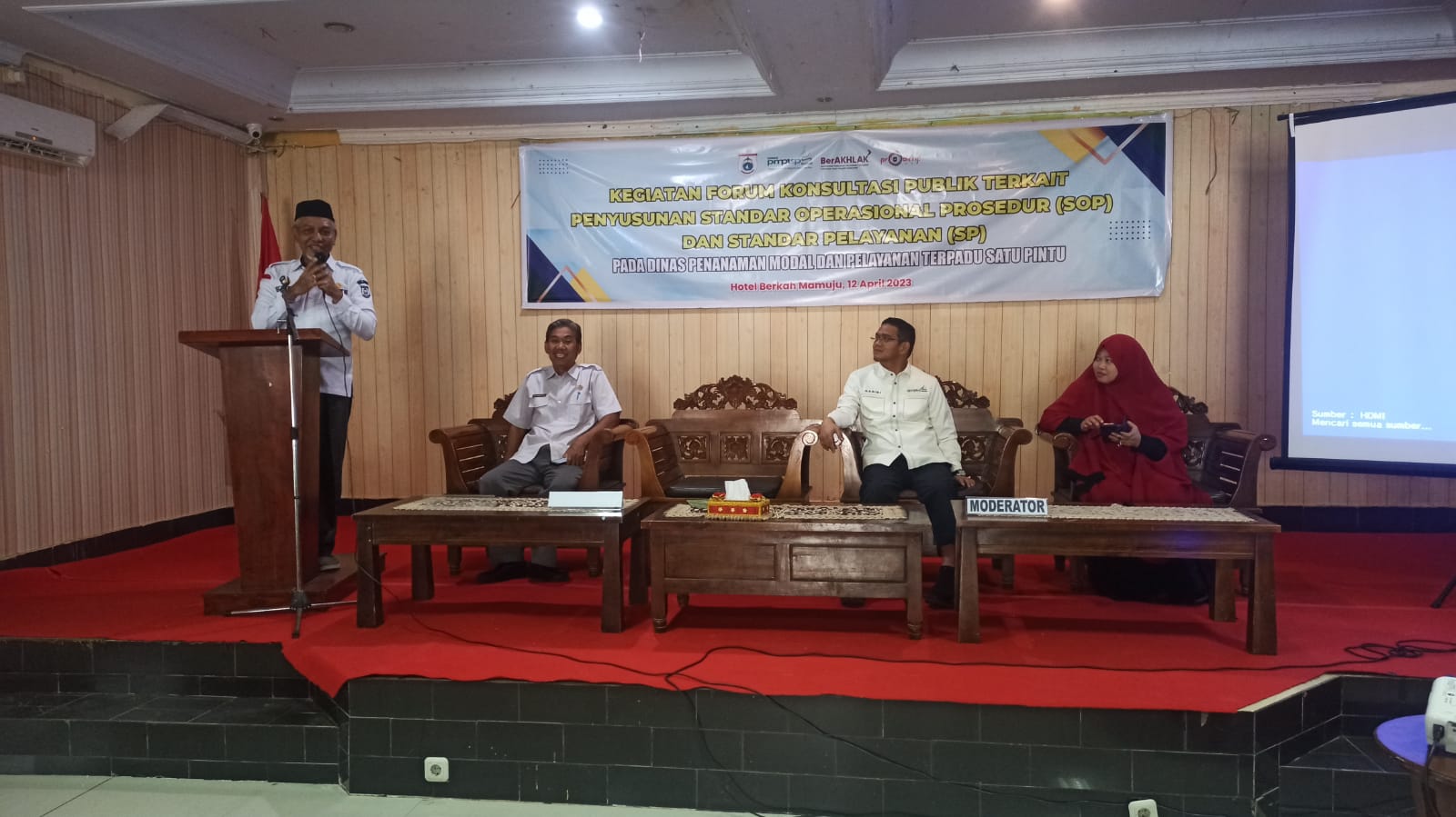 Ciptakan Pelayanan yang Lebih Baik, DPMPTSP Sulbar Gelar Forum Konsultasi Publik