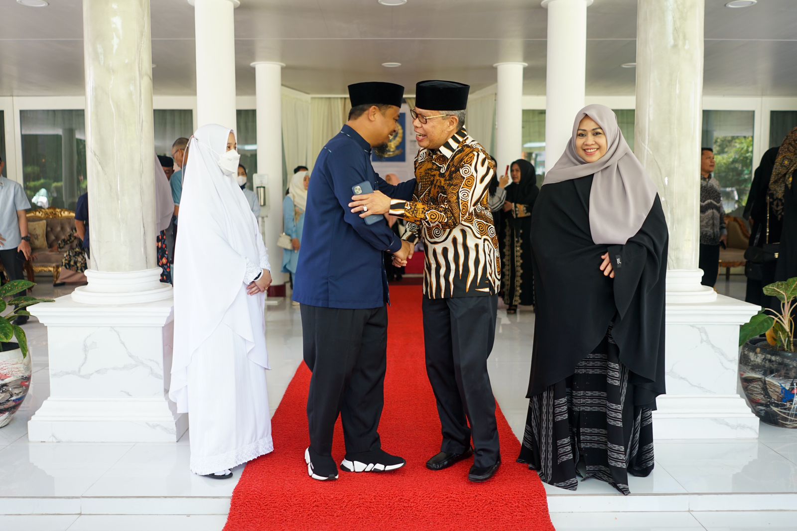 Kompak, Taufan Pawe dan Erna Rasyid Taufan Hadiri Halal Bihalal Gubernur Sulsel