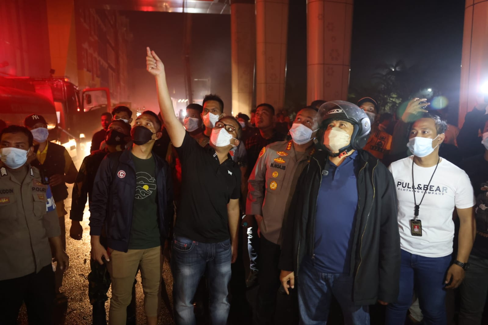 Sigap, Wali Kota Danny Pomanto Respon Cepat Musibah Kebakaran TSM Makassar