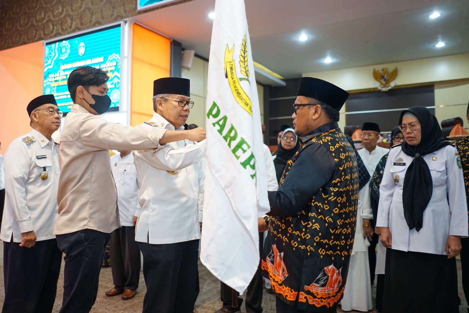 Lepas Kafilah STQH Provinsi, Taufan Pawe Pesan Jaga Nama Baik Parepare, Berperilaku Sesuai Tuntunan Al-Qur