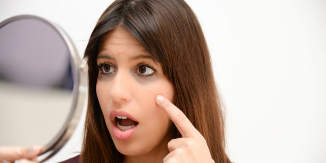 Lingkaran Hitam di Bawah Mata Ternyata Disebabkan Gaya Hidup dan Faktor Genetik