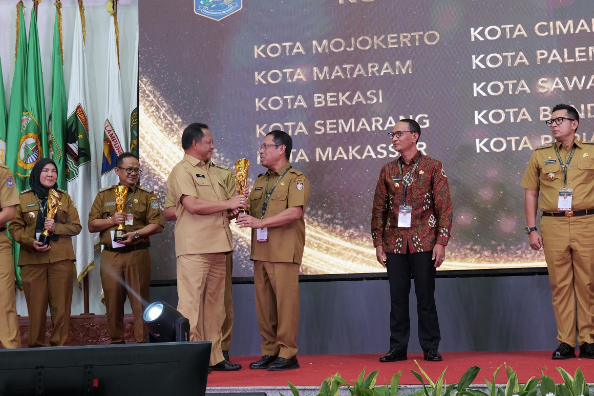 Implementasikan 75 Inovasi, Makassar Raih Penghargaan Kota Terinovatif dalam IGA 2023