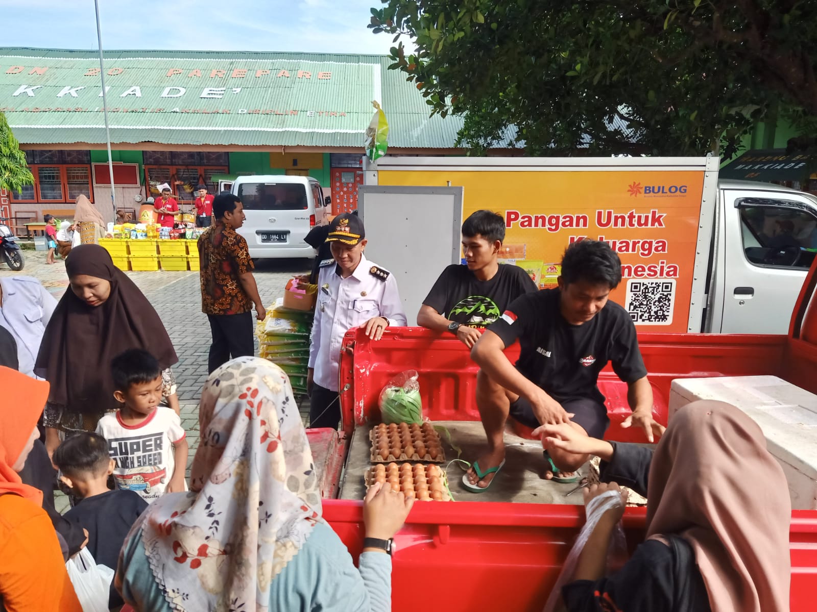 Terus Bergerak Pasar Murah di Parepare, Kini Sasar Kelurahan Lapadde Kecamatan Ujung