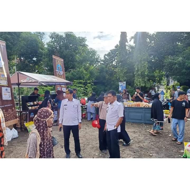 Dukung Program Pj Wali Kota Parepare, Camat Ujung Pantau Langsung Gerakan Pangan Murah