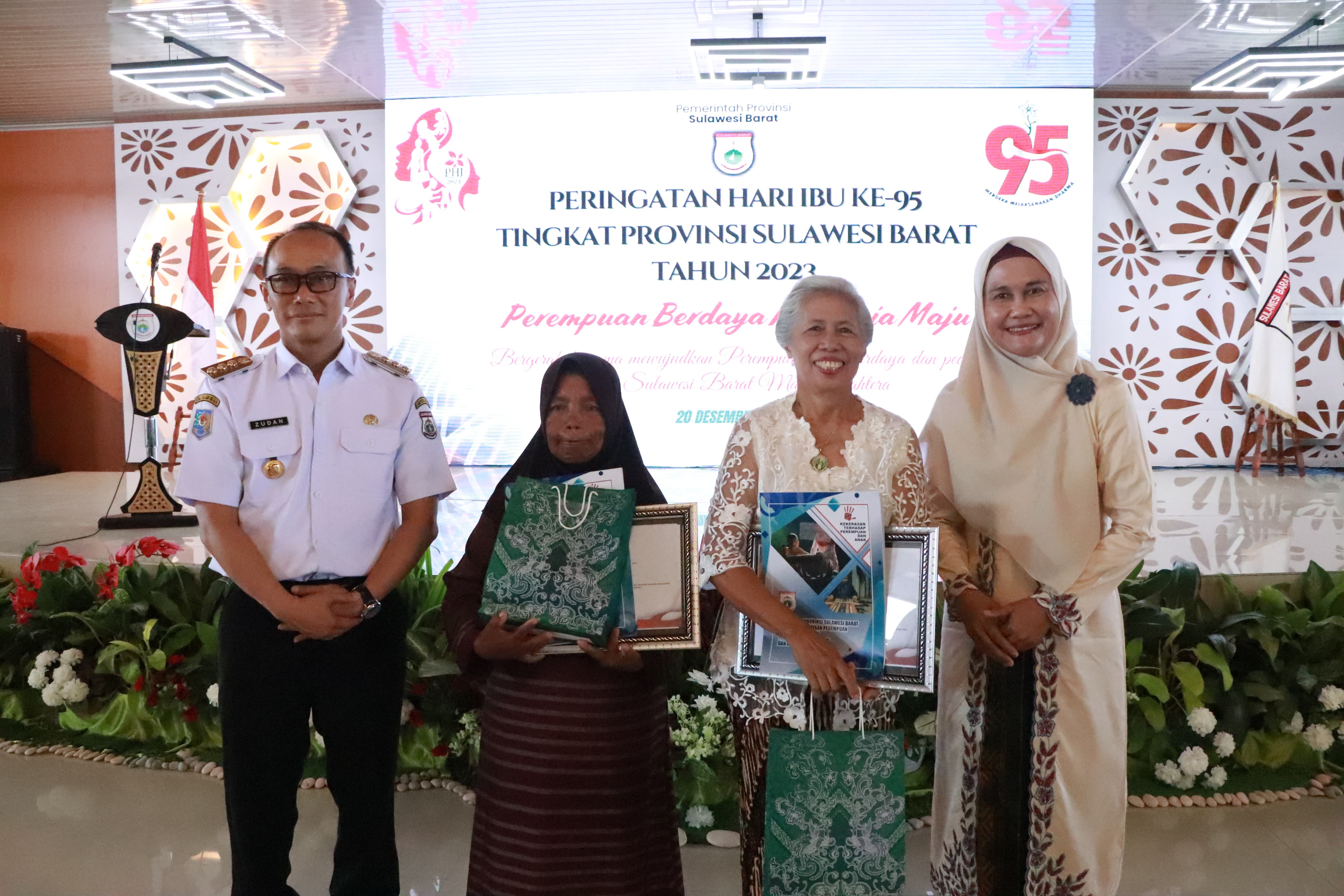 Peringatan Hari Ibu, Pemprov Sulbar Komitmen Perkokoh Peran Kaum Ibu