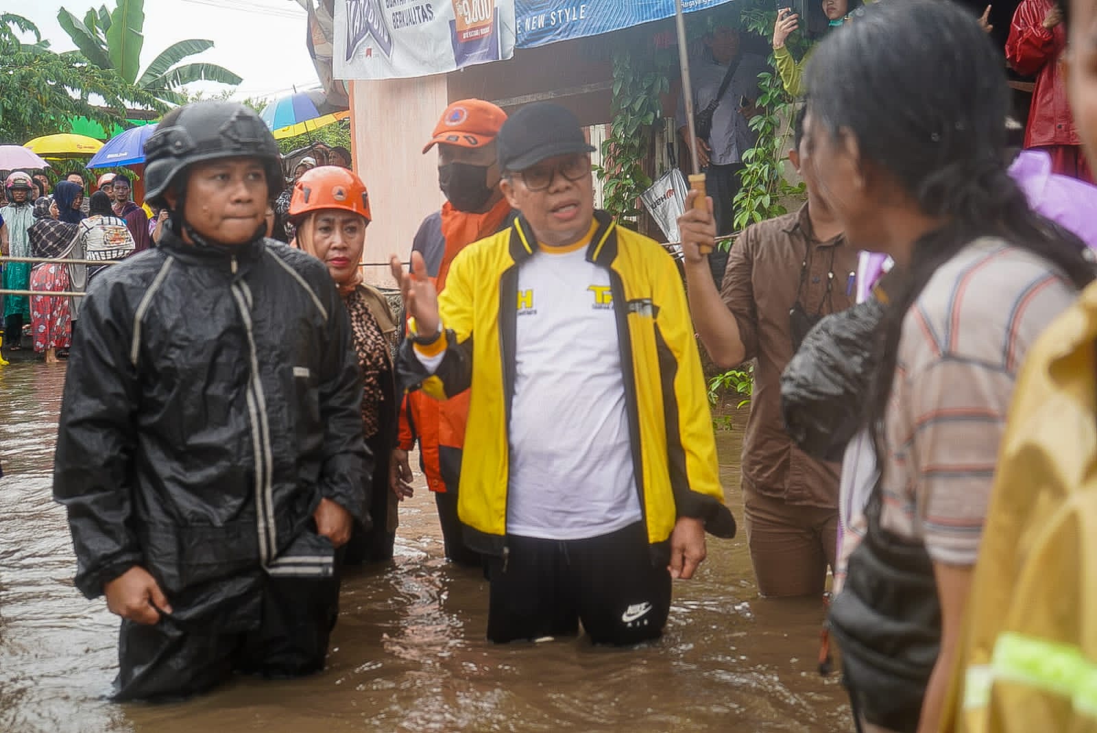 Taufan Pawe Minta Percepat Verifikasi Data Korban Banjir Parepare, Segera Turunkan Bantuan Kompensasi