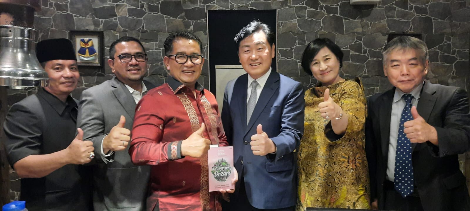 Pj Gubernur Sulbar dan Gubernur Provinsi Jeollabuk-do Korsel Jajaki Kerjasama Smart Farming