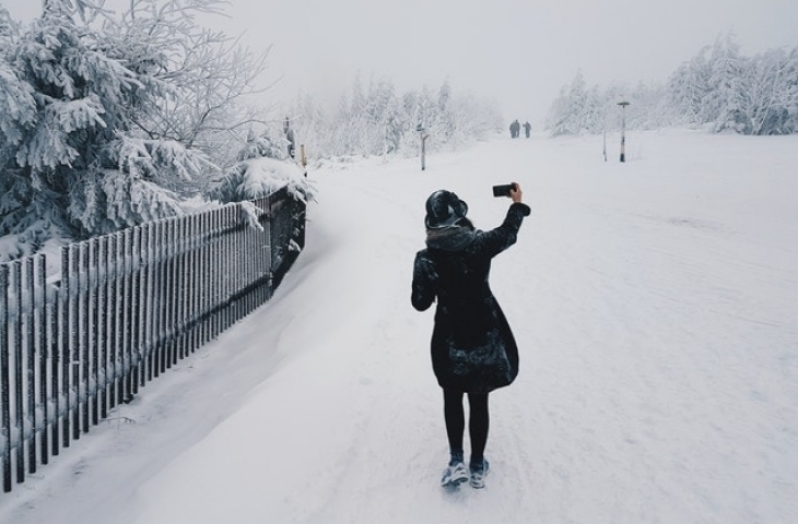 Ilmuwan Jepang Mulai Penelitian Hasilkan Listrik dari Salju