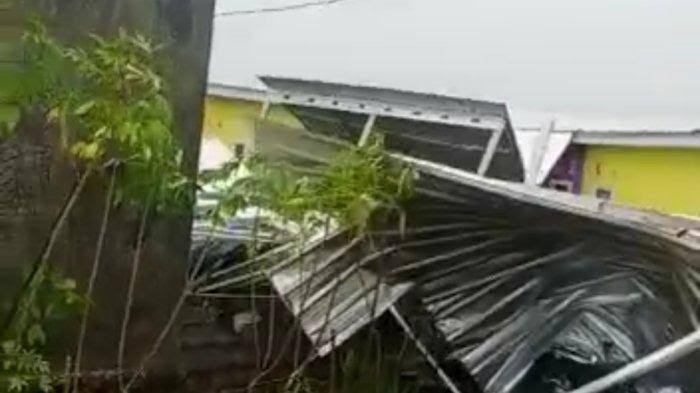 Angin Puting Beliuang Hantam Gowa, Puluhan Rumah Rusak 