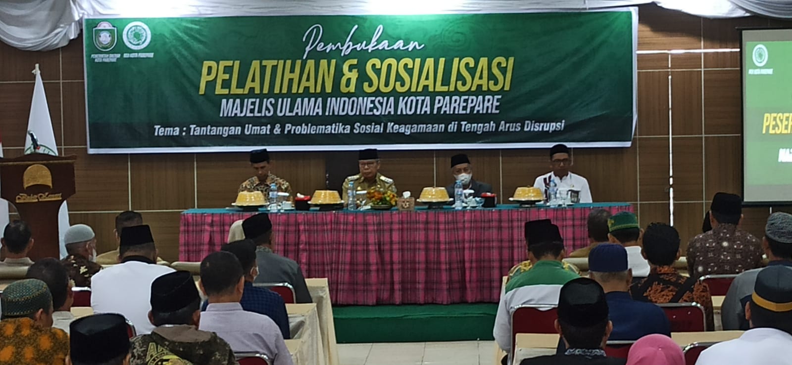 Taufan Pawe Buka Pelatihan dan Sosialisasi MUI, Ajak Tingkatkan Energi Positif dan Hindari Perpecahan