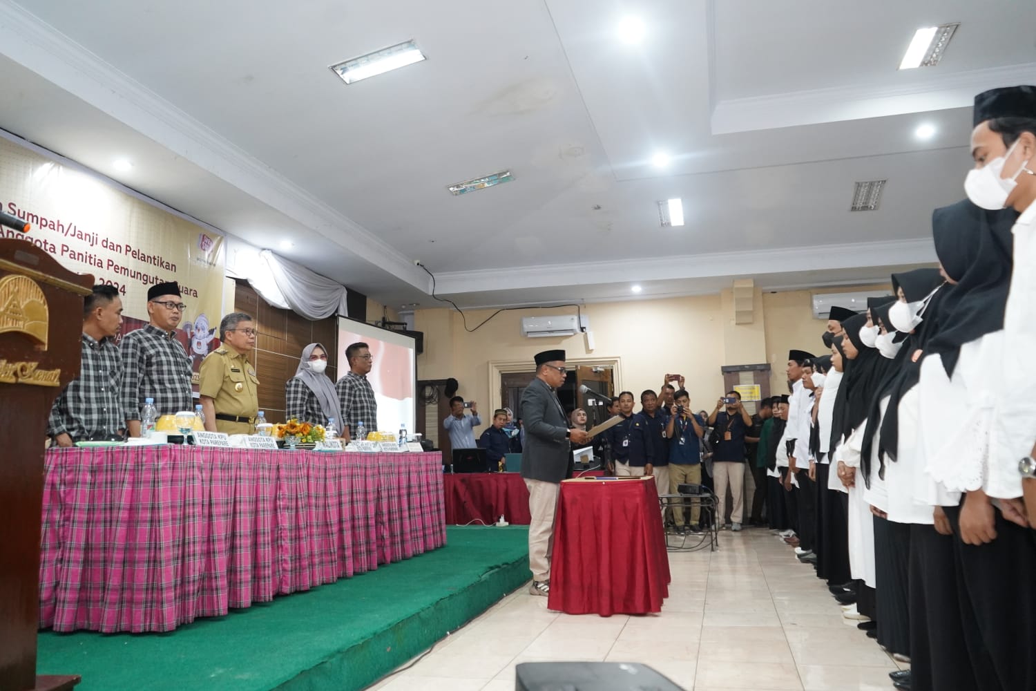 PPS se-Parepare Resmi Dilantik, Taufan Pawe Berpesan Jalankan Amanah dengan Baik 