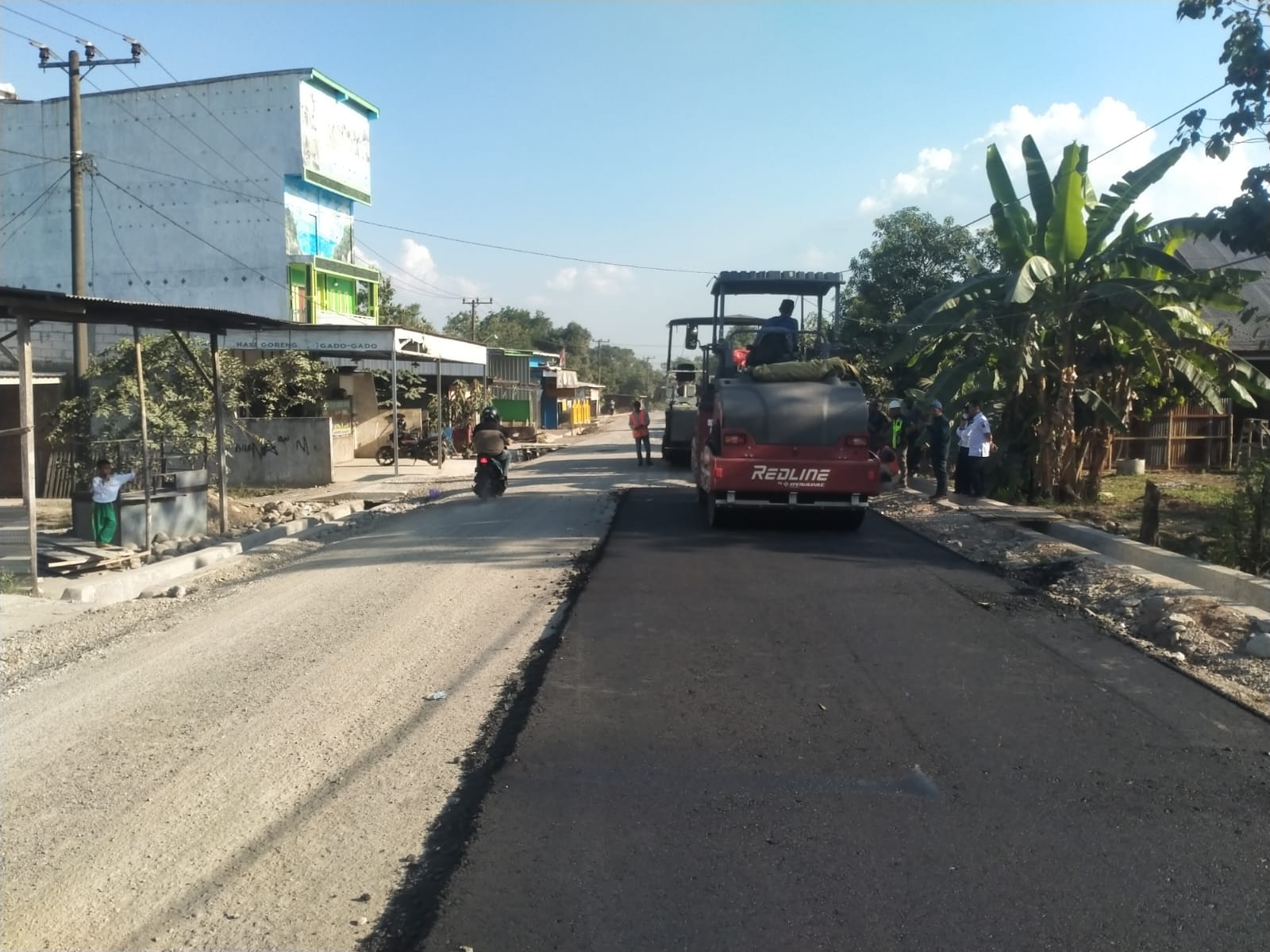 Ruas Pattalassang Gowa dalam Progres Pengaspalan Jalan, Gubernur Mohon Doa dan Dukungan Kelancaran