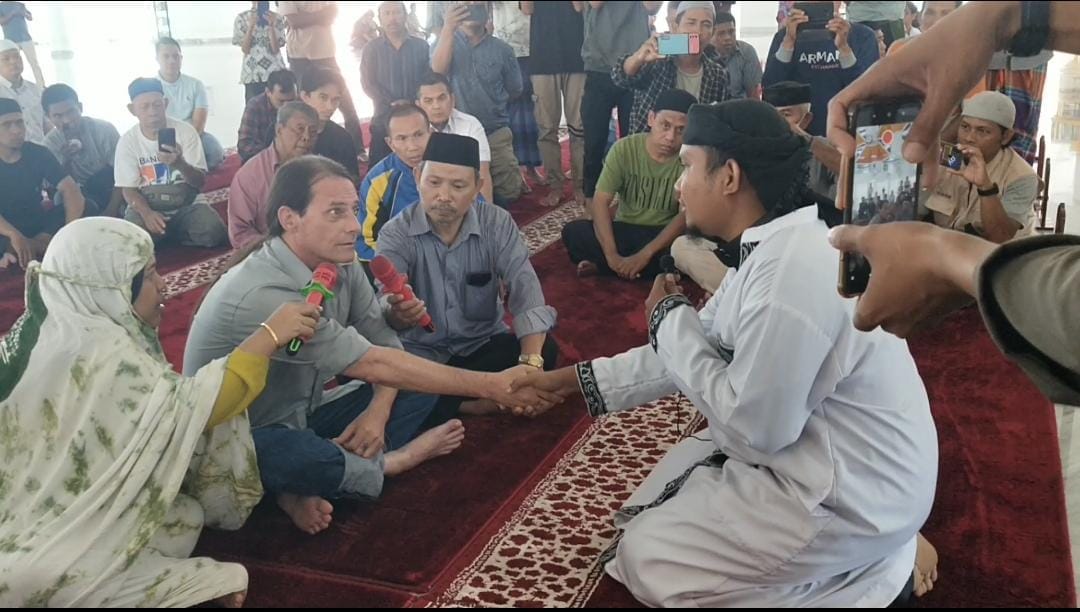 Gubernur Andi Sudirman Apresiasi Masjid Kubah 99 Jadi Saksi Bule Amerika Masuk Islam