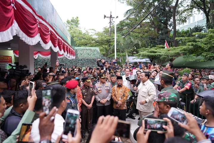 Gubernur Dampingi Menhan Kunker di Makassar, Dari Acara Apeksi hingga Penyerahan Bantuan Motor kepada Babinsa