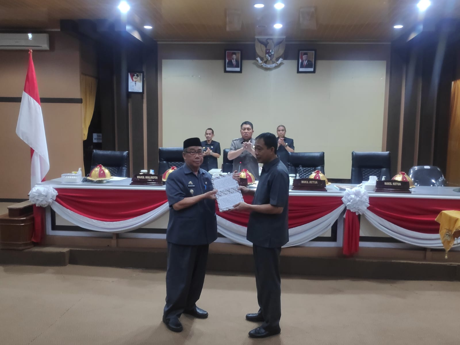 Serahkan Ranperda Pertanggungjawaban APBD 2022 ke DPRD Parepare, Pangerang Rahim Paparkan Pengelolaan Keuangan Sehat, Efektif dan Berkelanjutan