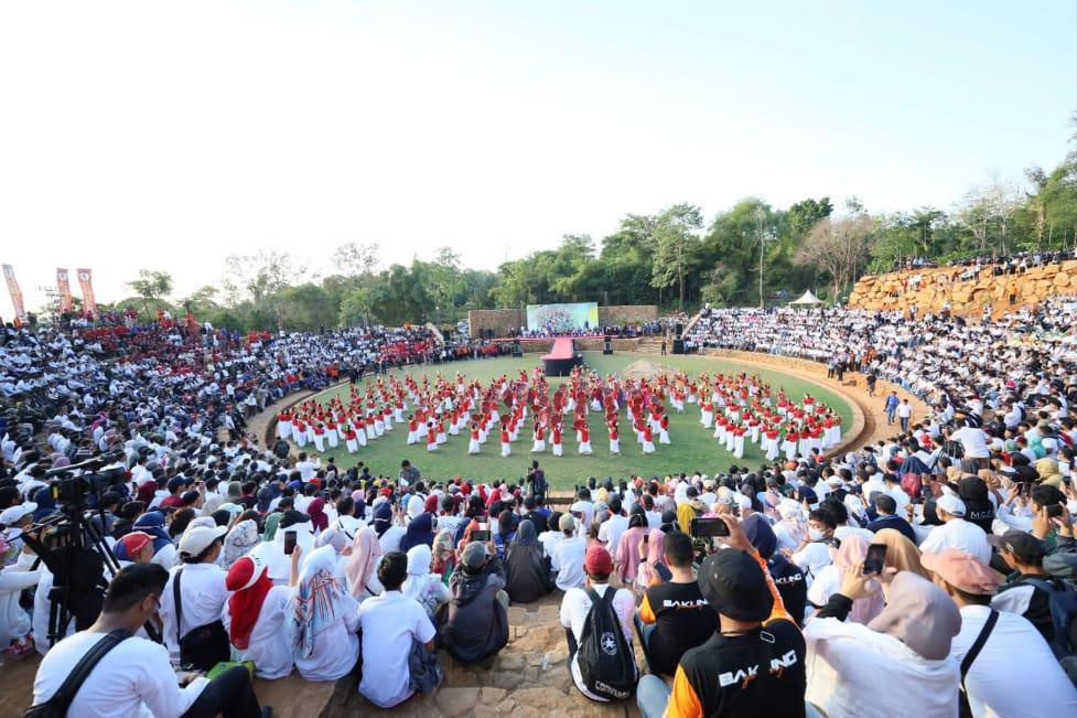 Bima Arya-Emil Dardak Bersama 200 Pemuda Bahas Kepemudaan pada YCC Apeksi 2023