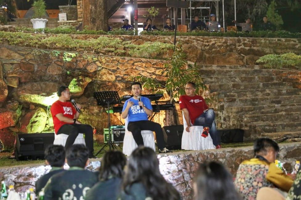 Berbagi Pengalaman di Youth City Changers, Emil Dardak Sebut Danny Pomanto Tokoh Inspiratif