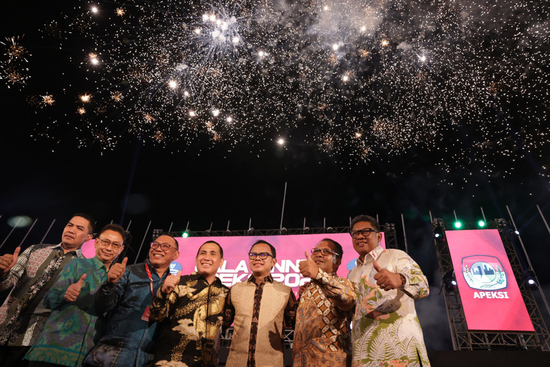 Bima Arya Puji Totalitas Danny Pomanto di Gala Dinner Apeksi XVI Tahun 2023