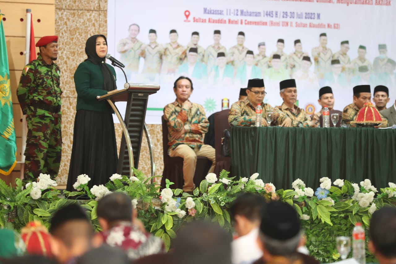 Hadiri Pengukuhan Majelis Lembaga Muhammadiyah, Fatmawati Rusdi Harapkan Kolaborasi dan Sinergitas