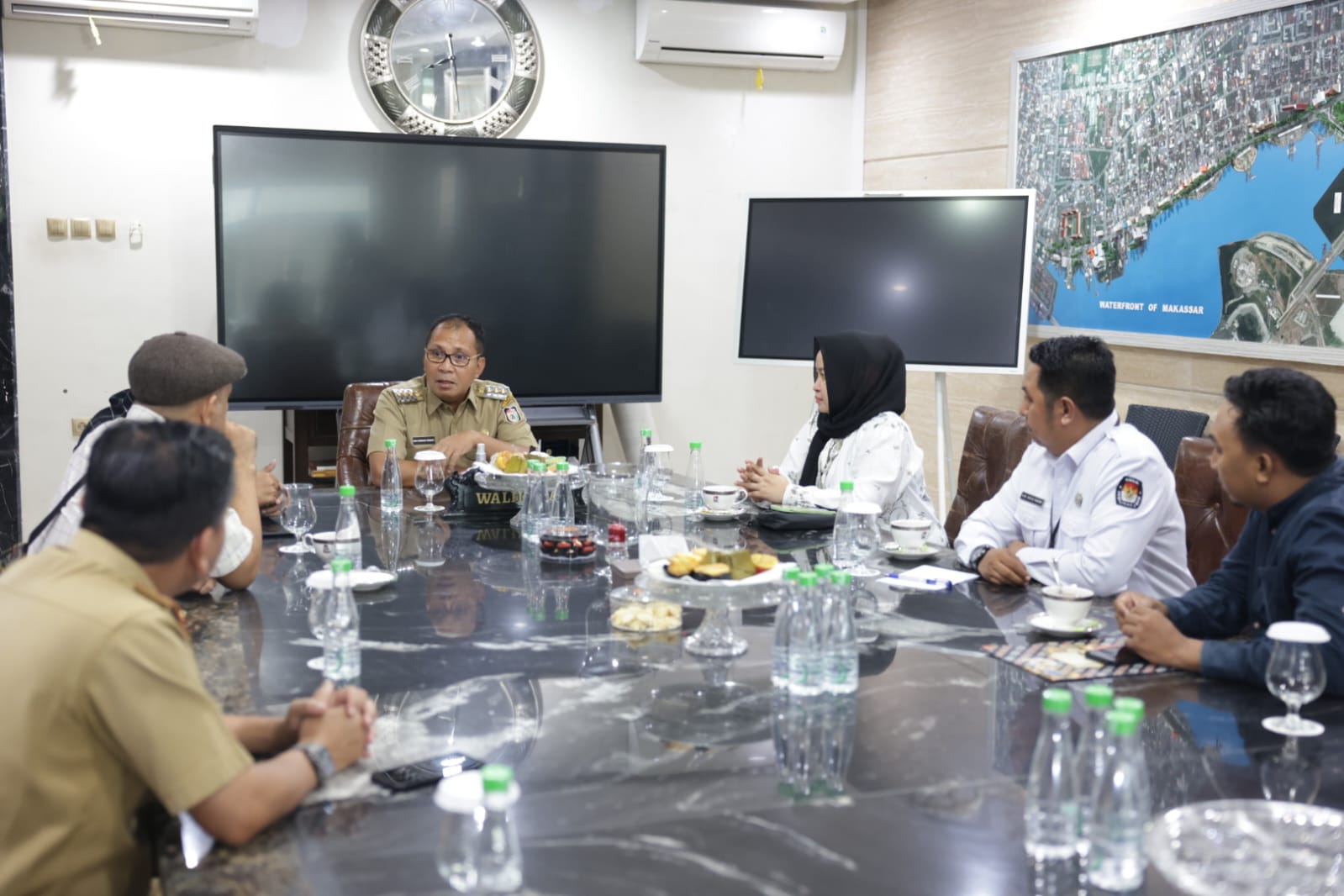 Pemkot-KPU Makassar Sukseskan Kirab Pemilu 2024 di Pantai Losari