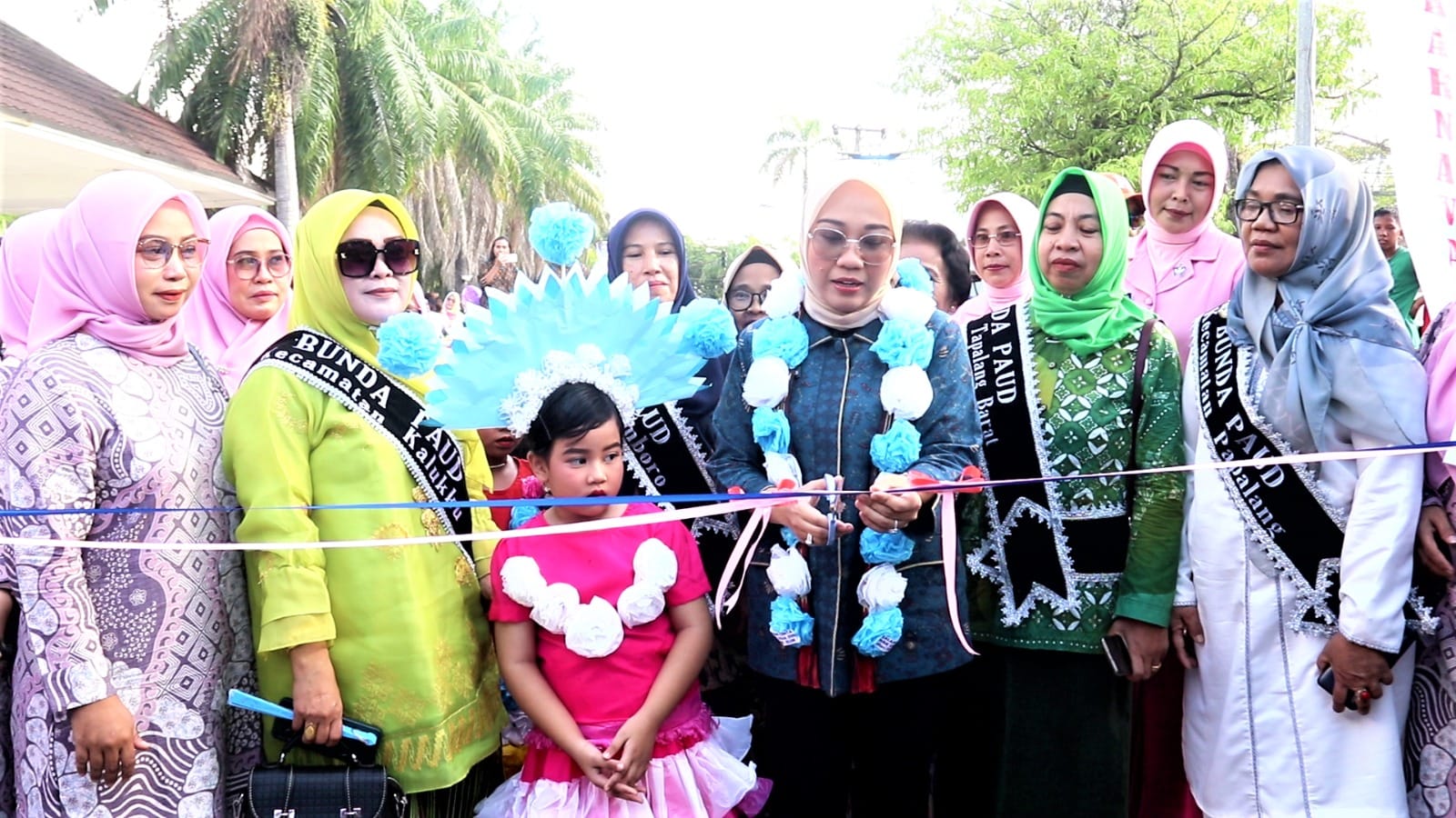 Lebih 900 Anak Mamuju Meriahkan Hari Pendidikan Dengan Berkarnaval