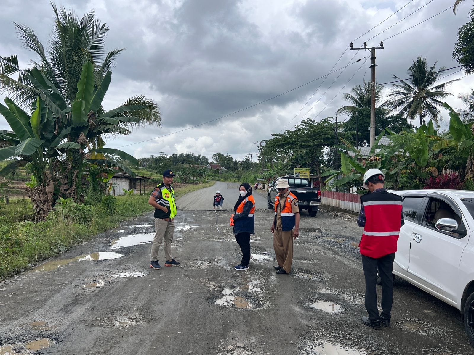 Jalan Ruas Tanbatue-Sanrego-Palattae di Bone Jadi Prioritas Gubernur, Karena Kondisinya Rusak Berat
