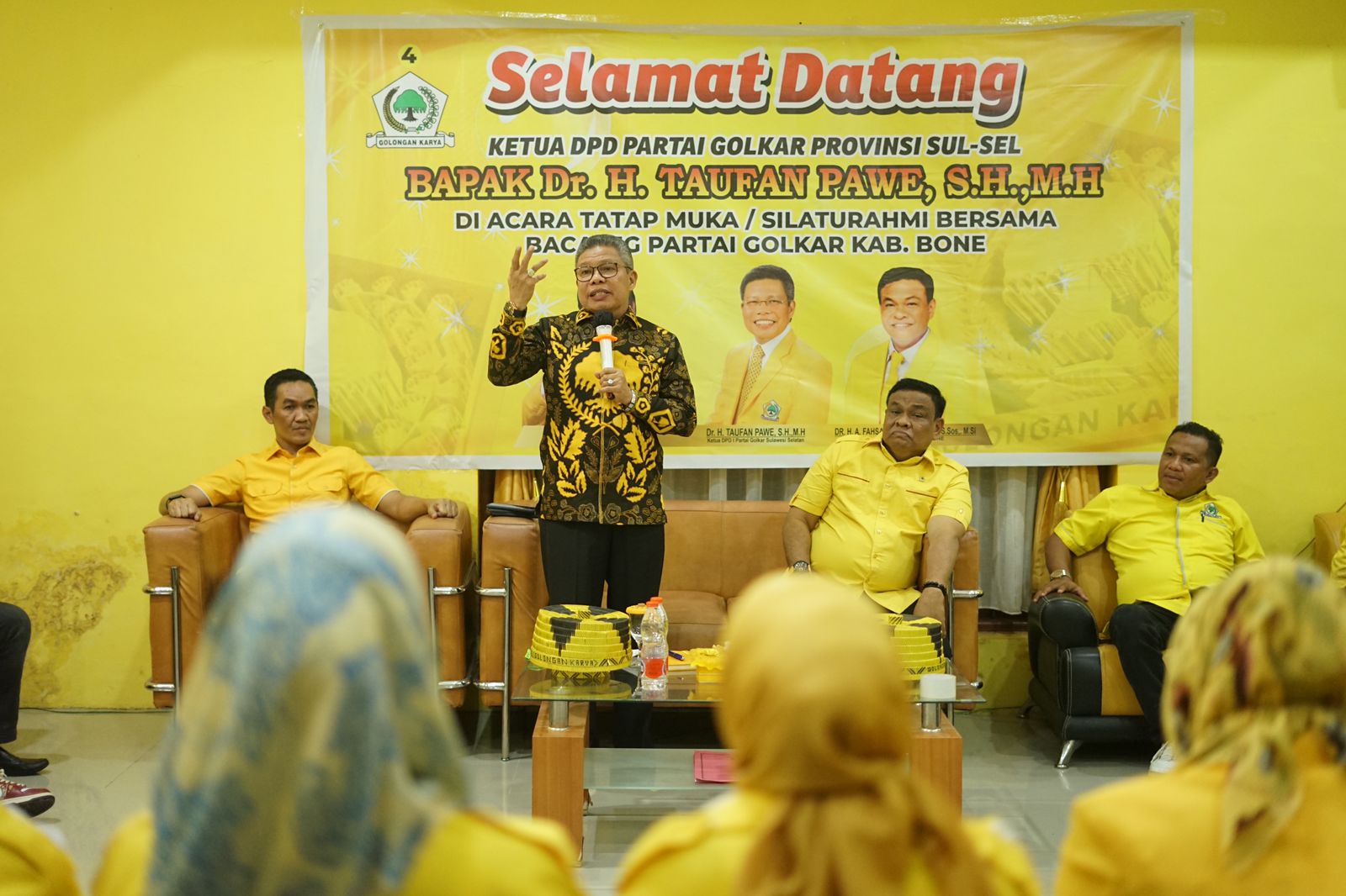 Pimpin Konsolidasi Golkar di Bone, Taufan Pawe dan Fashar Padjalangi Saling Dukung di Dapil II