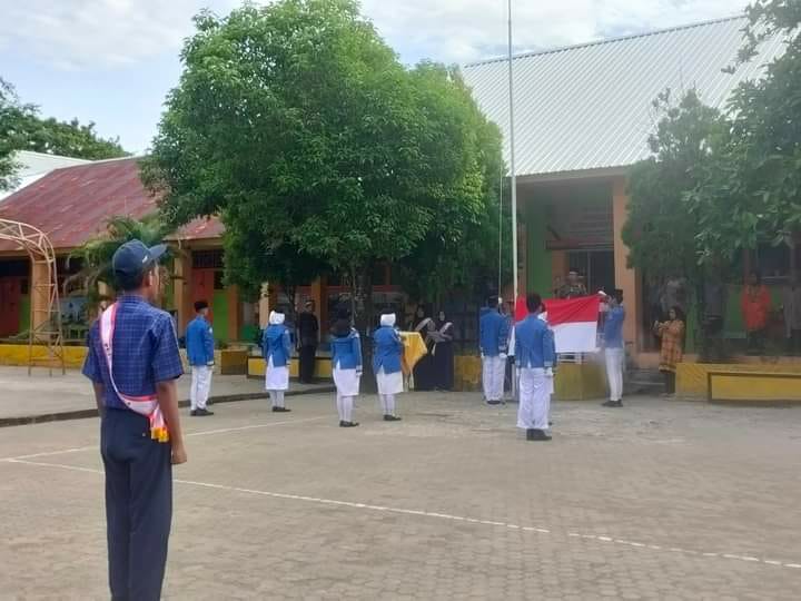 Khidmat, SMPN 1 Parepare Gelar Upacara Peringatan Hari Lahir Pancasila
