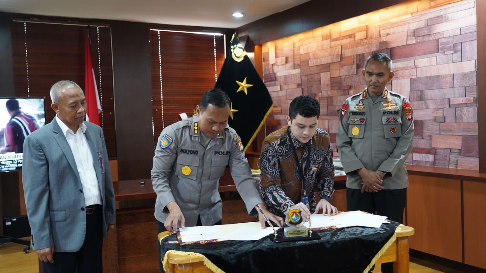 Kapolda Sulbar Teken MoU Dengan Kanwil BRI Indonesia Timur dan Kanca Mamuju