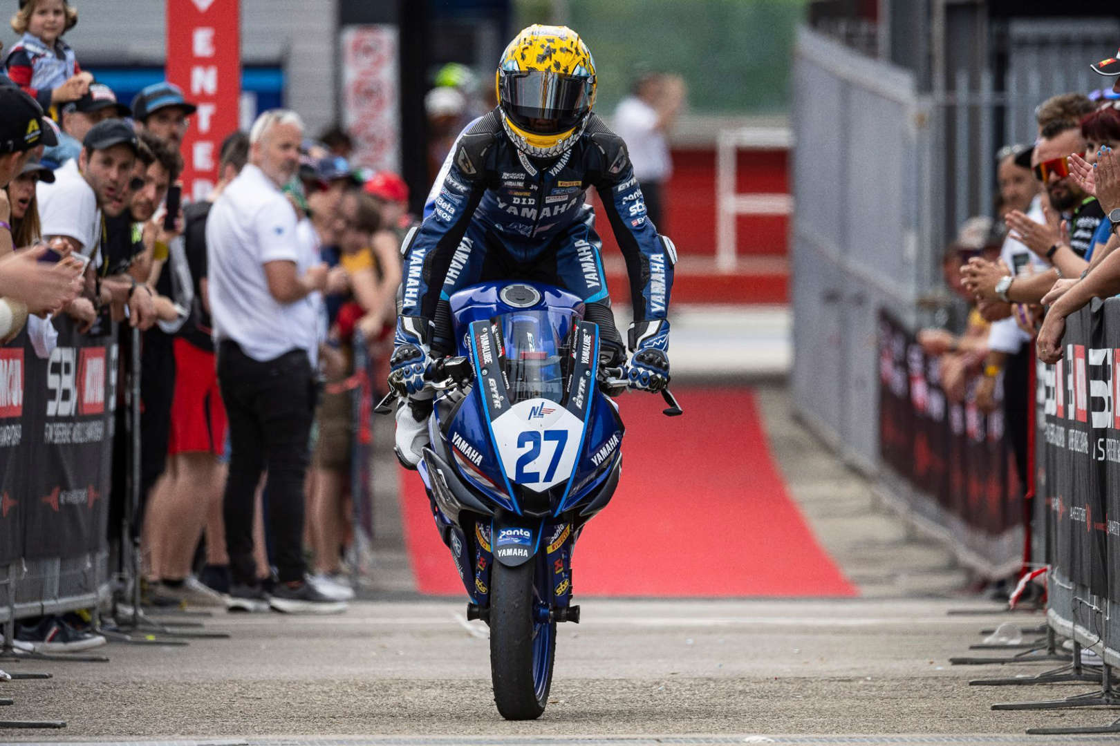 Pembalap Indonesia Aldi Satya Mahendra Sukses Raih Dua Podium Kemenangan di Balapan Eropa