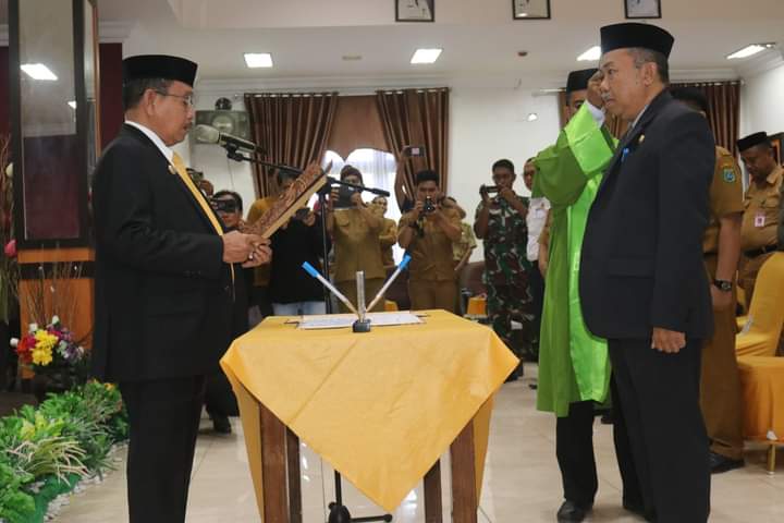 Bupati Yaumil Lantik Zain Machmoed Sebagai Sekda Pasangkayu Definitif
