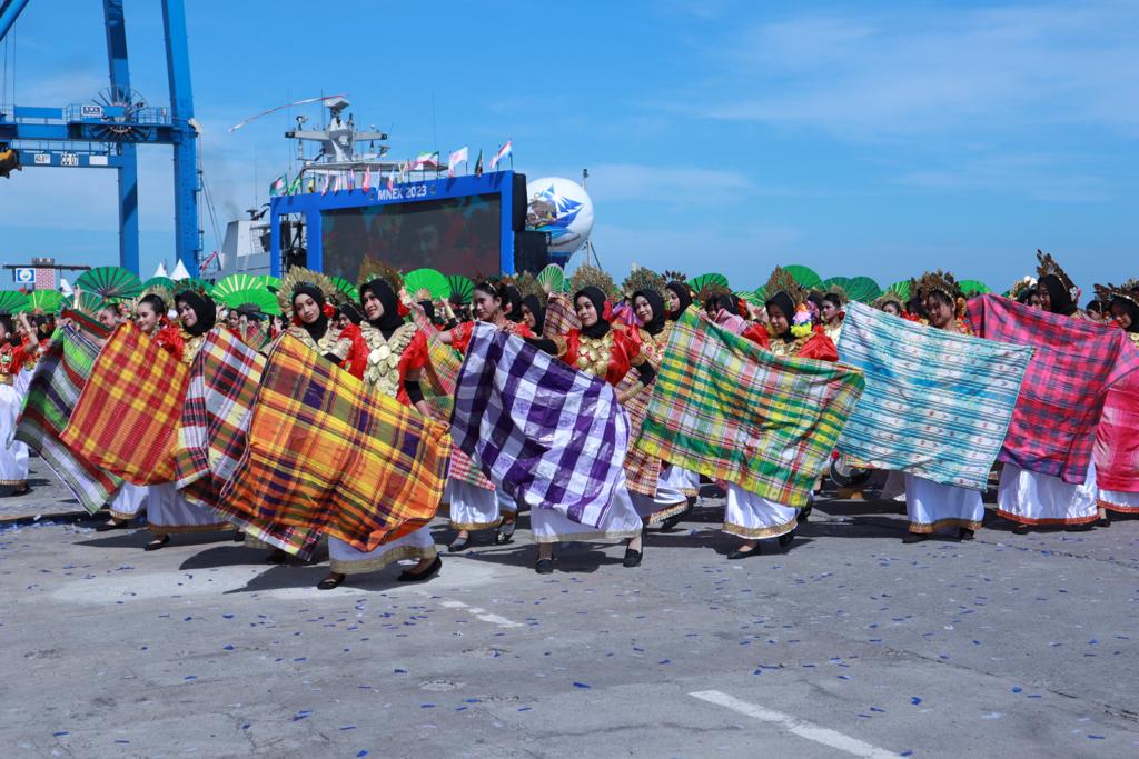 Wali Kota Makassar Nyatakan Kebanggaan Dipercaya Tampilkan 500 Penari dalam Pembukaan MNEK