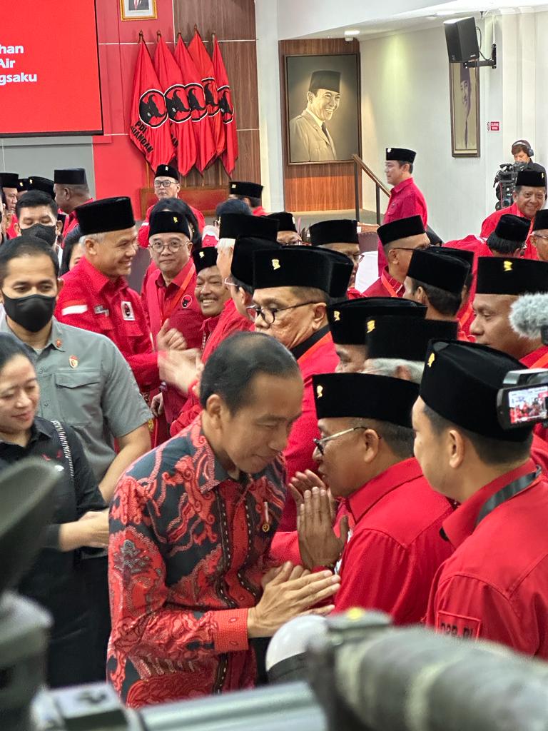 Rakernas III PDIP Hasilkan 17 Rekomendasi, Agus Ambo Djiwa: Kita Minta Pemerintah Secepatnya Selesaikan Status dan Kesejahteraan Tenaga Honorer