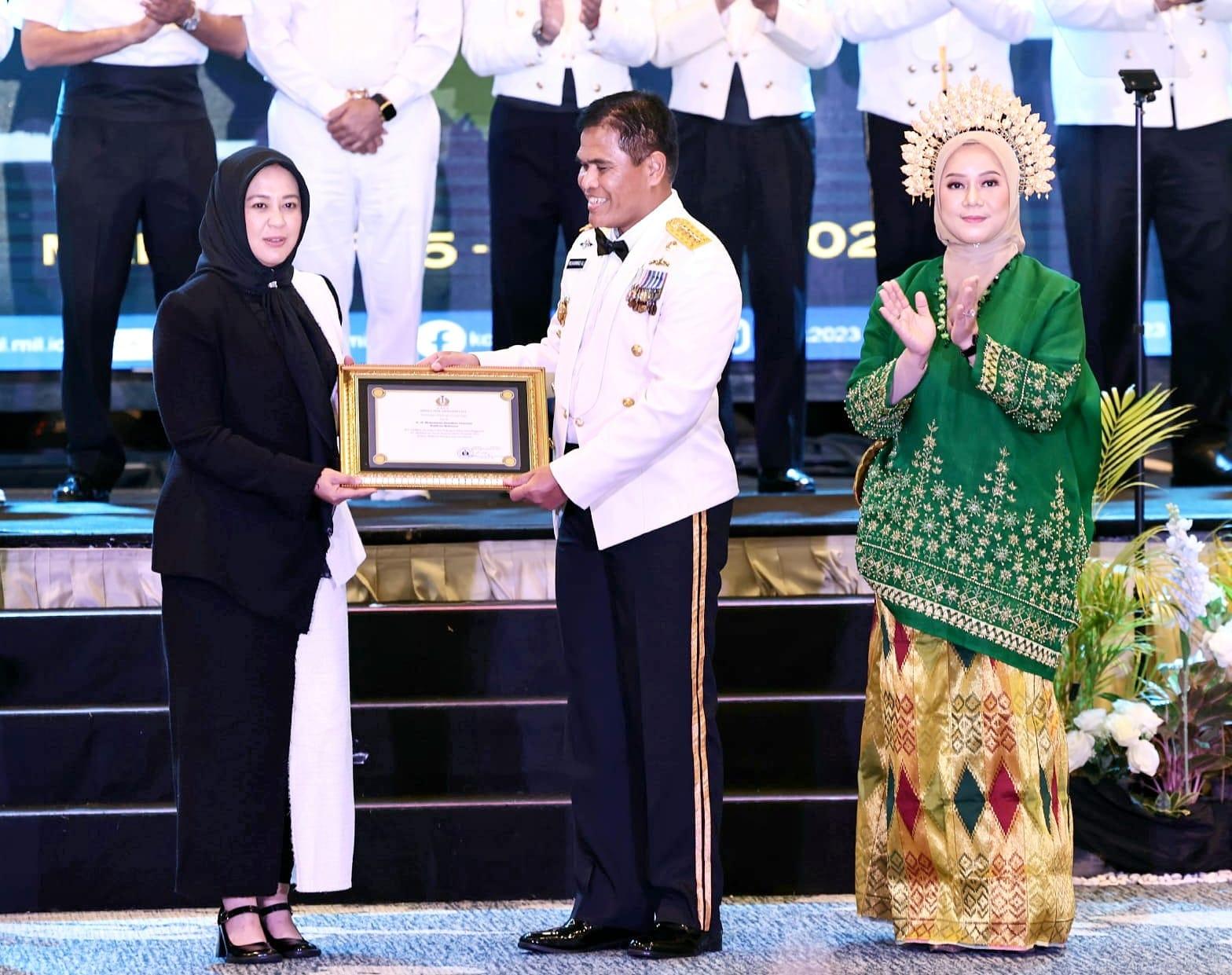 KSAL Beri Piagam Kehormatan ke Pemkot Makassar, Atas Kesuksesan Penyelenggaraan MNEK 2023