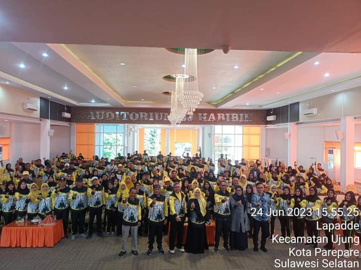 Taufan Pawe Lepas Kontingen Porseni PGRI Parepare, Titip Ukir Prestasi Banggakan Daerah 