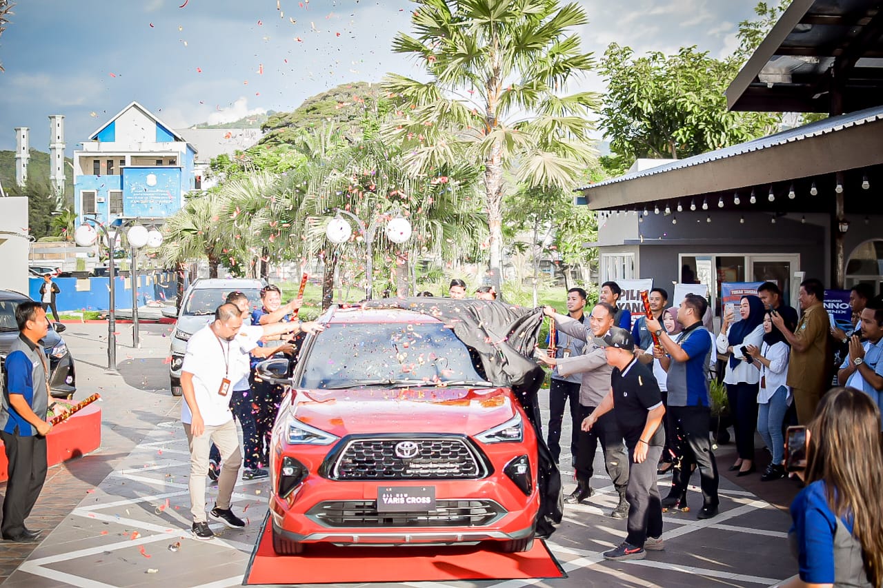 Kalla Toyota Mamuju Lauching All New Yaris Cross dengan Segmen SUV Irit BBM