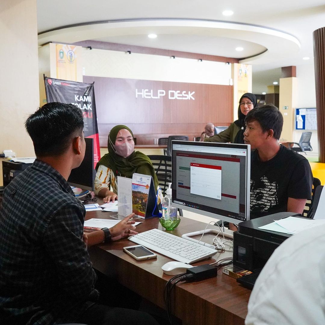 Penghargaan Pelayanan Publik dari Ombudsman dan Kemenpan RB, Taufan Pawe Banggakan Pelayanan Prima DPMPTSP Parepare 