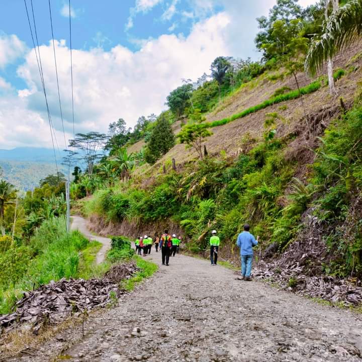 Rp18 Miliar Untuk Rekonstruksi Jalan 2,5 Km di Sinjai, Andi Sudirman: Ini Akan Jadi Poros Alternatif Malino-Sinjai dan Bulukumba