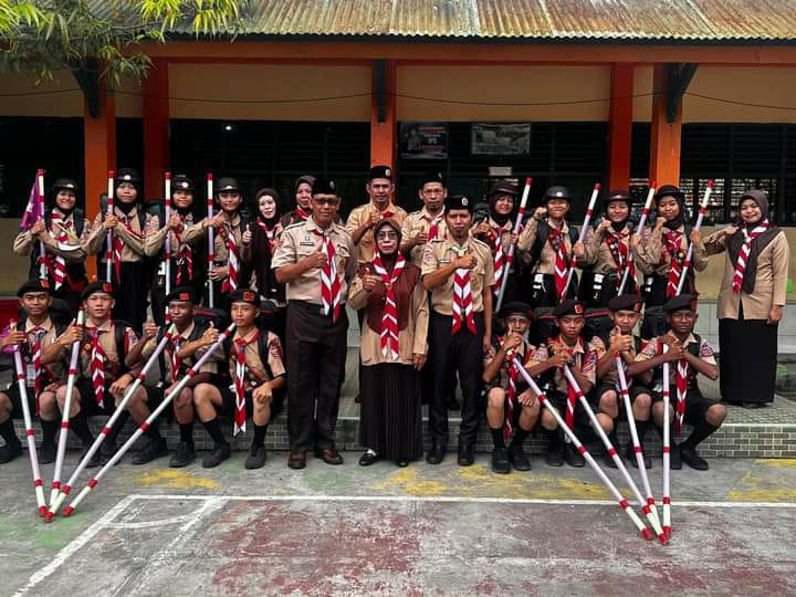 Pramuka Parepare Lepas Penggalang SMPN 2 ke Lomba Tingkat IV Kwarda Sulsel 