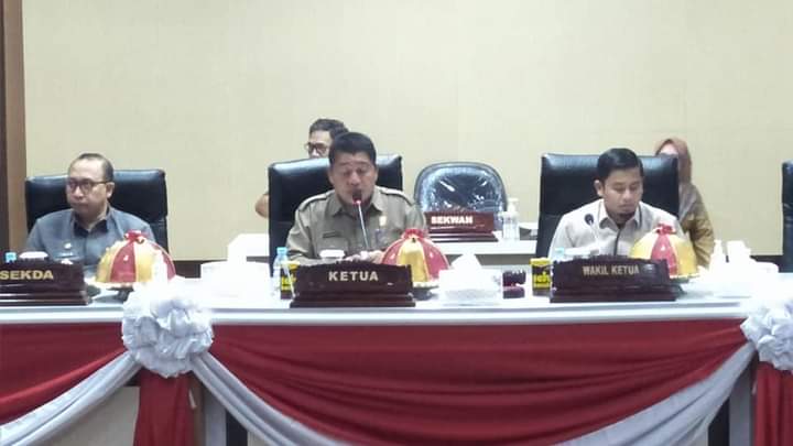 Wali Kota Jawab Pandangan Umum Fraksi DPRD Parepare Tentang Ranperda Pajak dan Retribusi Daerah