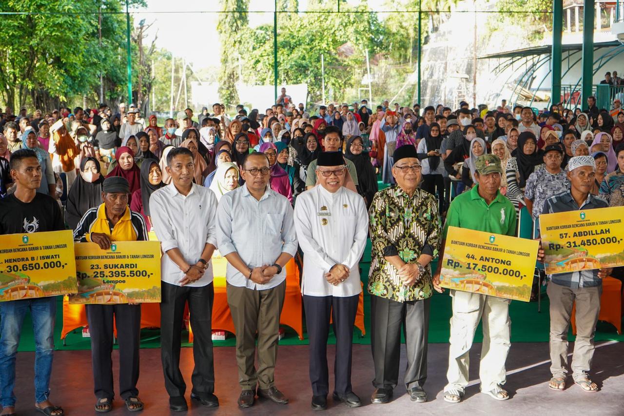 Pemkot Parepare Serahkan Bantuan Banjir dan Longsor ke 1347 KK, Taufan Pawe: Mabarakka dan Tepat Sasaran