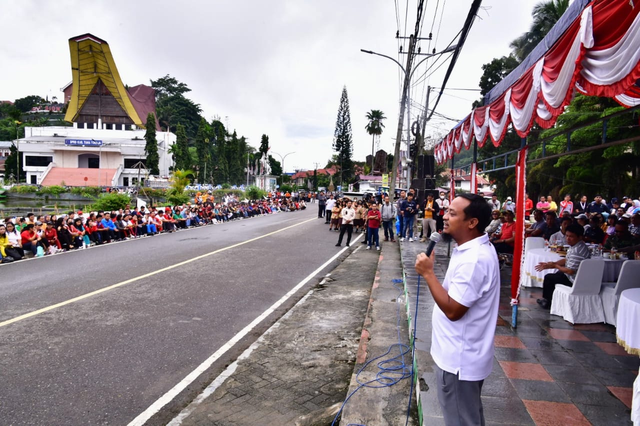 Masyarakat Toraja Antusias Ngopi Bareng Gubernur, Lionel Messi Sudah Tiga Kali dapat Hadiah