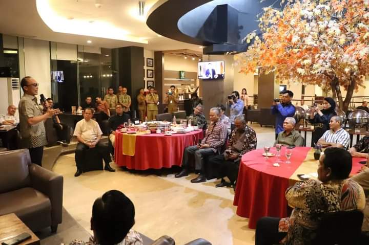 Filosopi Air dalam Botol, Cara Prof Zudan Membangun Chemistry Pemerintahan Sulbar