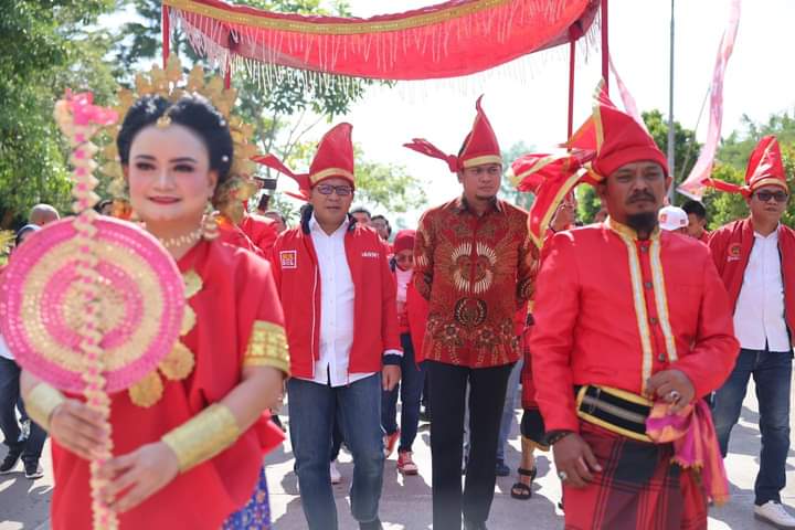 Lantik IKA Unhas Gowa, Danny Pomanto Dorong Majukan Daerah