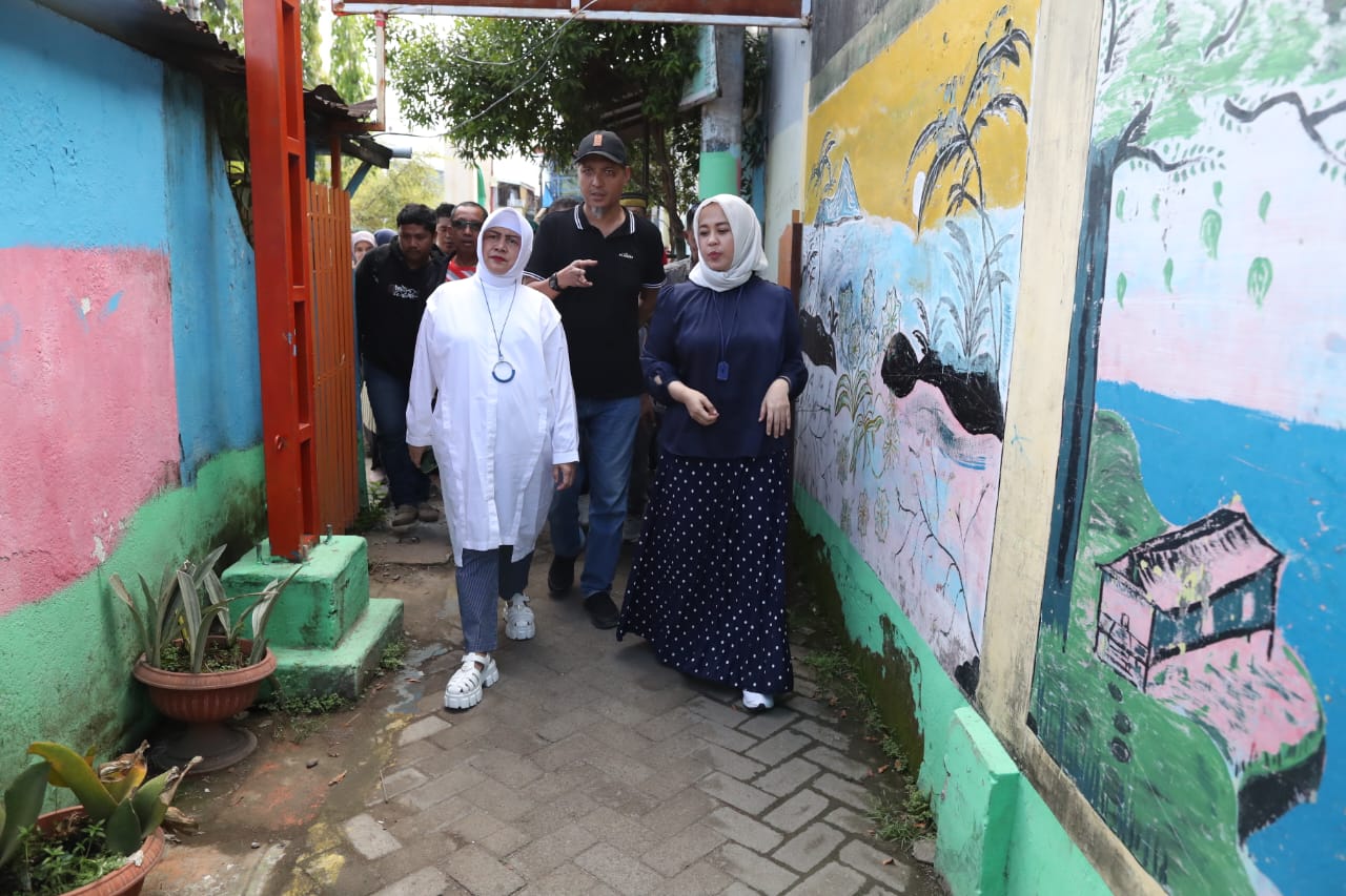 Kunjungi Kawasan Kumuh Bontomarannu, Fatmawati Rusdi Pantau Sebelum Dilakukan Penataan Ulang